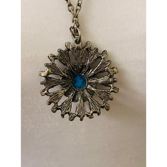 Vintage Turquoise Native American Style Medallion Pendant Necklace, 24" Long - Picture 6 of 10